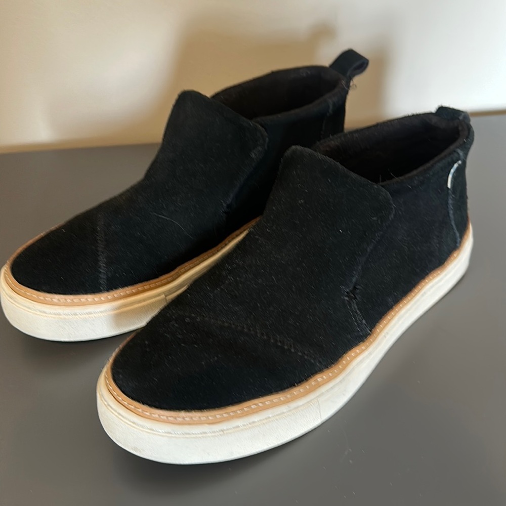 Toms Black Slip on shoes